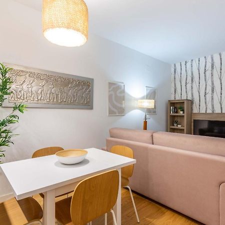 Mit House Ayala En Madrid Leilighet Eksteriør bilde