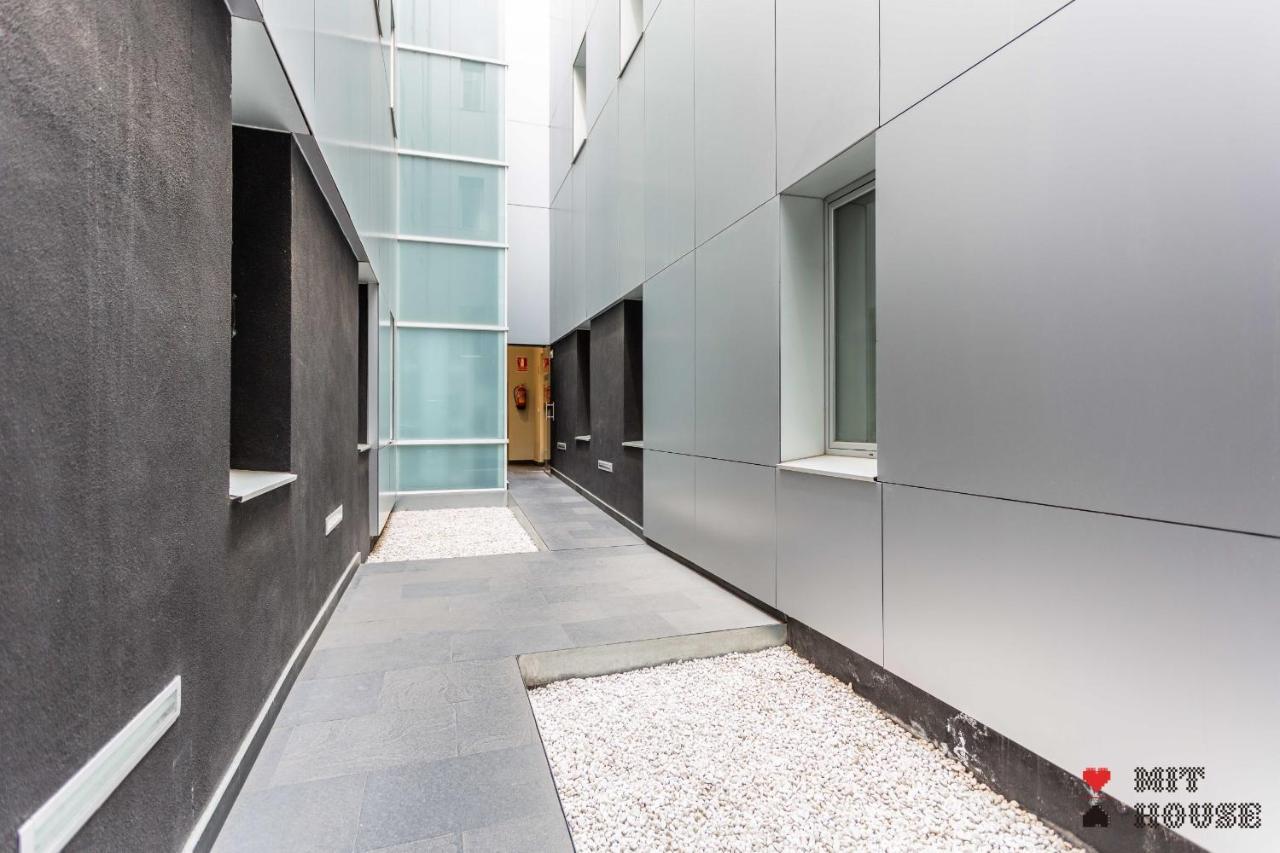 Mit House Ayala En Madrid Leilighet Eksteriør bilde