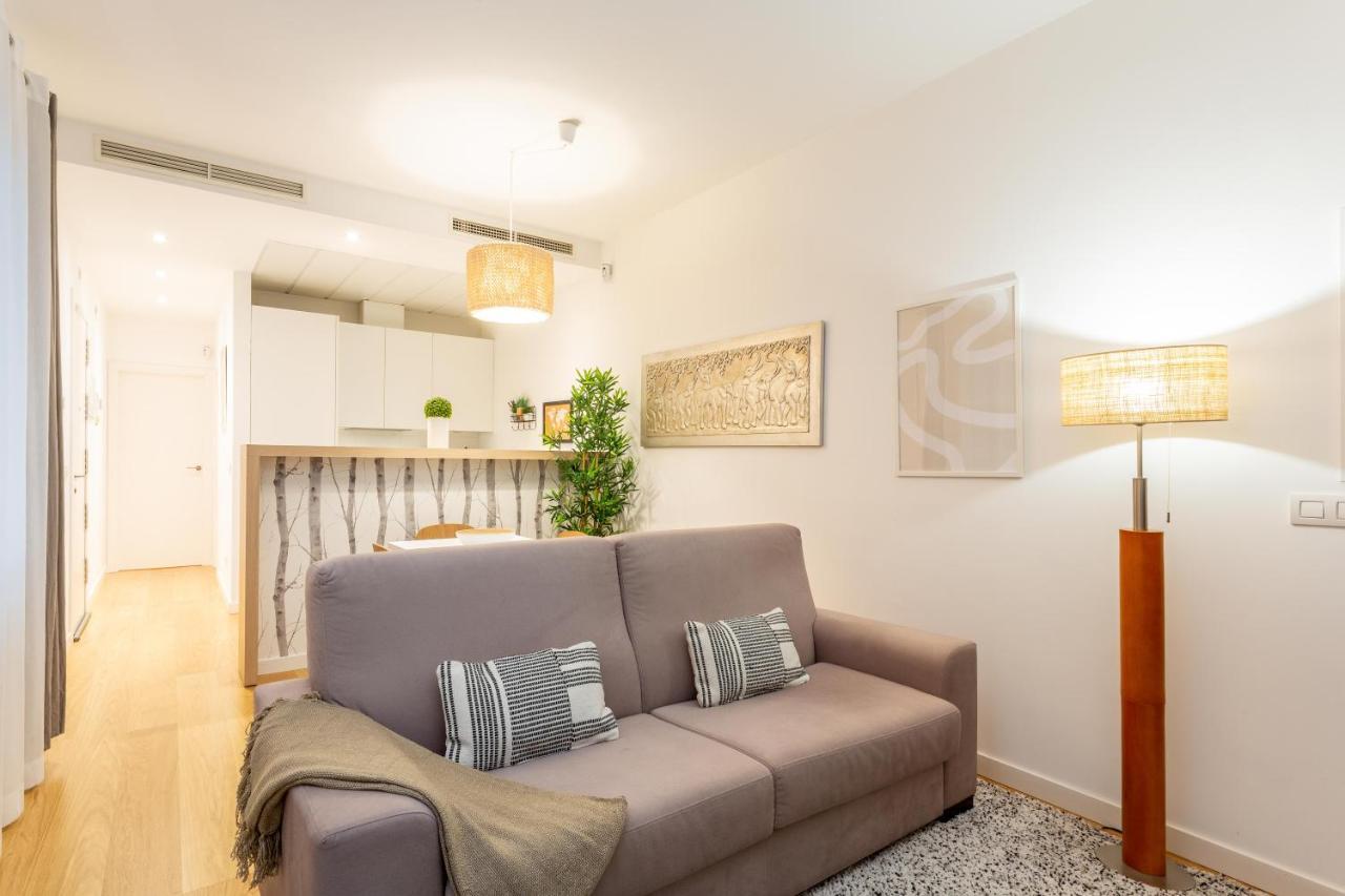 Mit House Ayala En Madrid Leilighet Eksteriør bilde