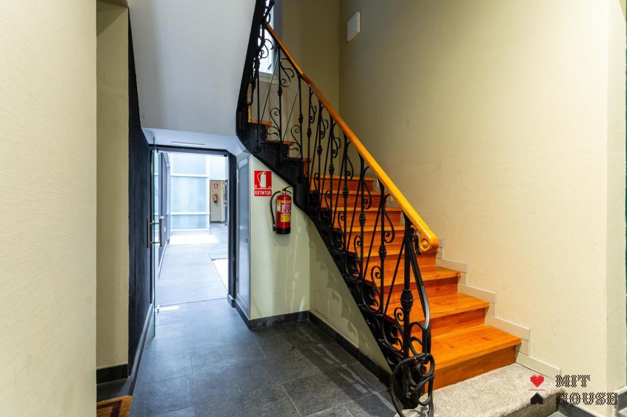 Mit House Ayala En Madrid Leilighet Eksteriør bilde